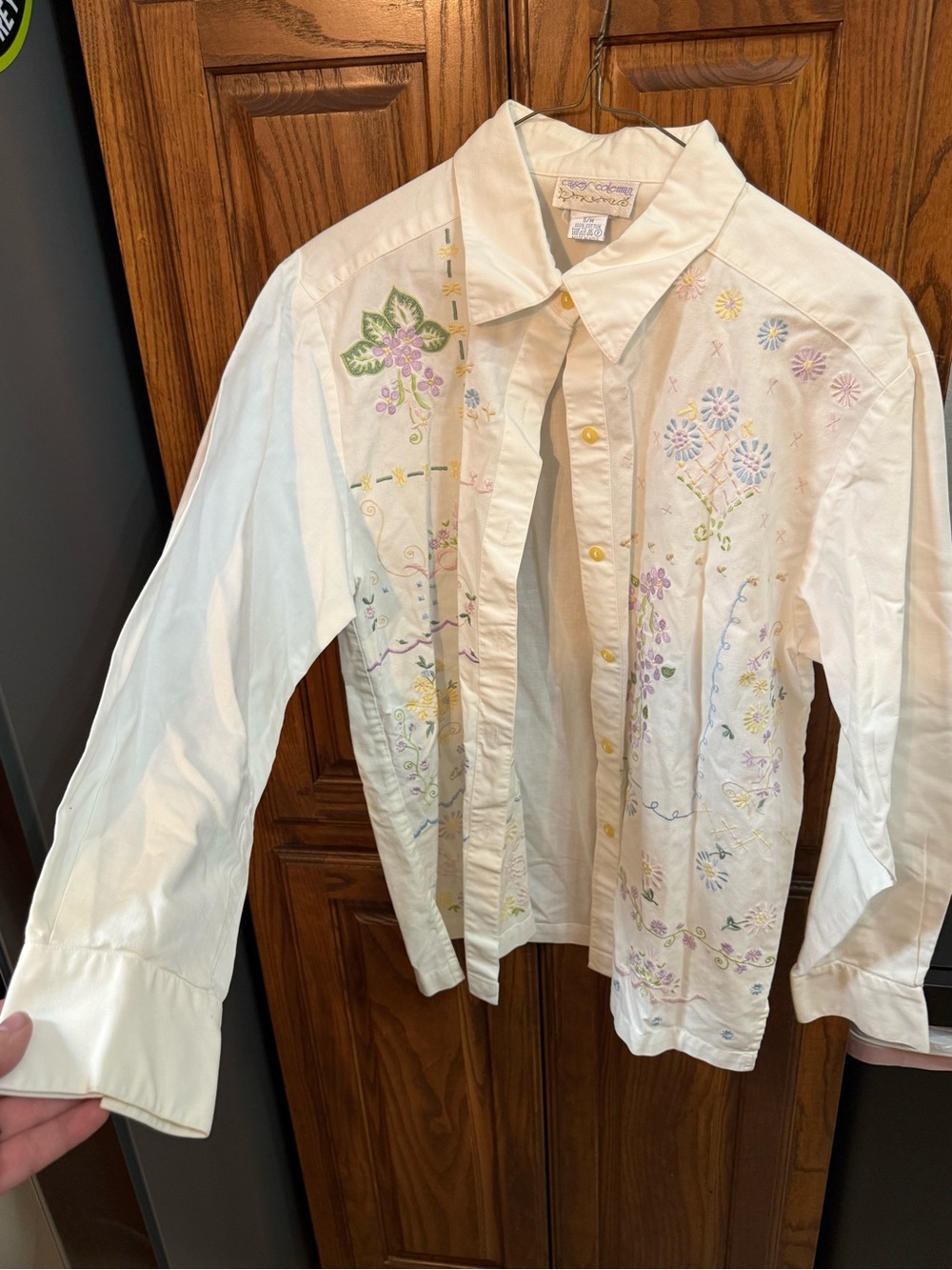 Embroidered Cream Button-Down Shirt with Floral Detail